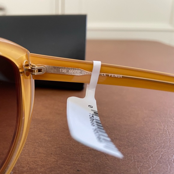 Fendi subtle cat eye sunglasses dusky yellow and tortoise with case NWT πHP x4!π - Picture 5 of 9